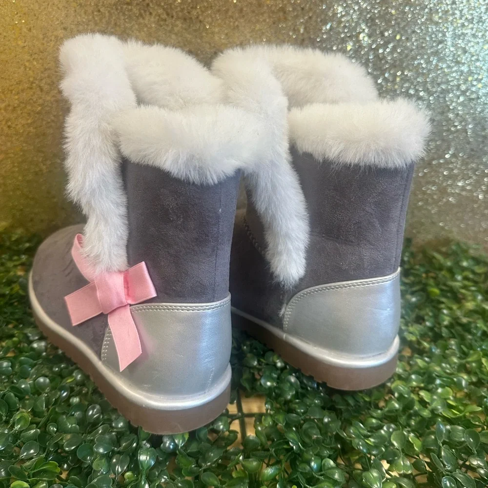 Juicy Couture Perris Grey Boots